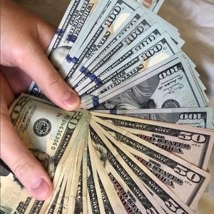 Meet your Posher, Engin